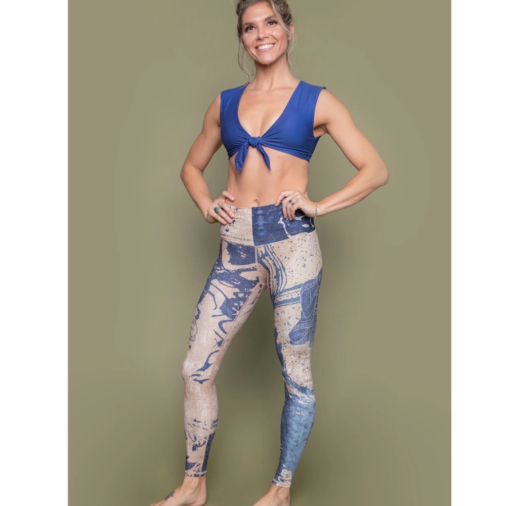NWT Niyama Sol Barefoot Buddha Legging